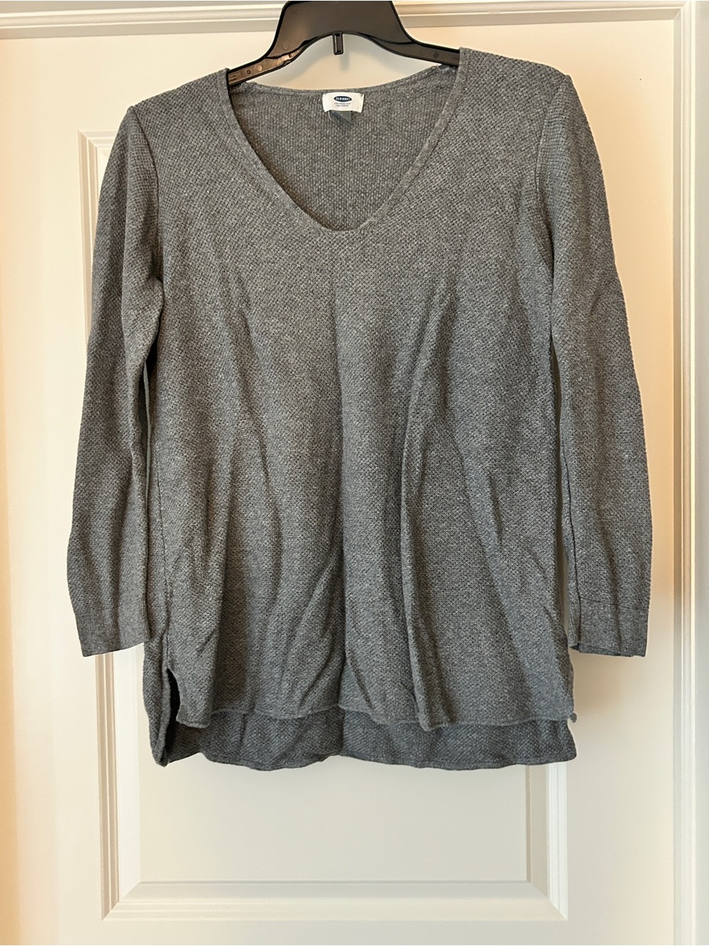 Old Navy Gray V-Neck Long Sleeve Sweatshirt